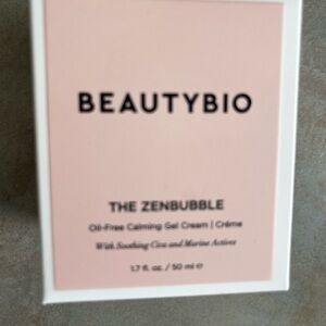 The ZenBubble Oil-Free Calming Gel Cream - Pink